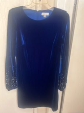 calvin klein royal blue velvet dress | Dresses | Calvin Klein Vibrant Mini Navy blue Blue and White Striped hombre Smoke And Pet Free Sleeve Length:Extra Long - 37.5